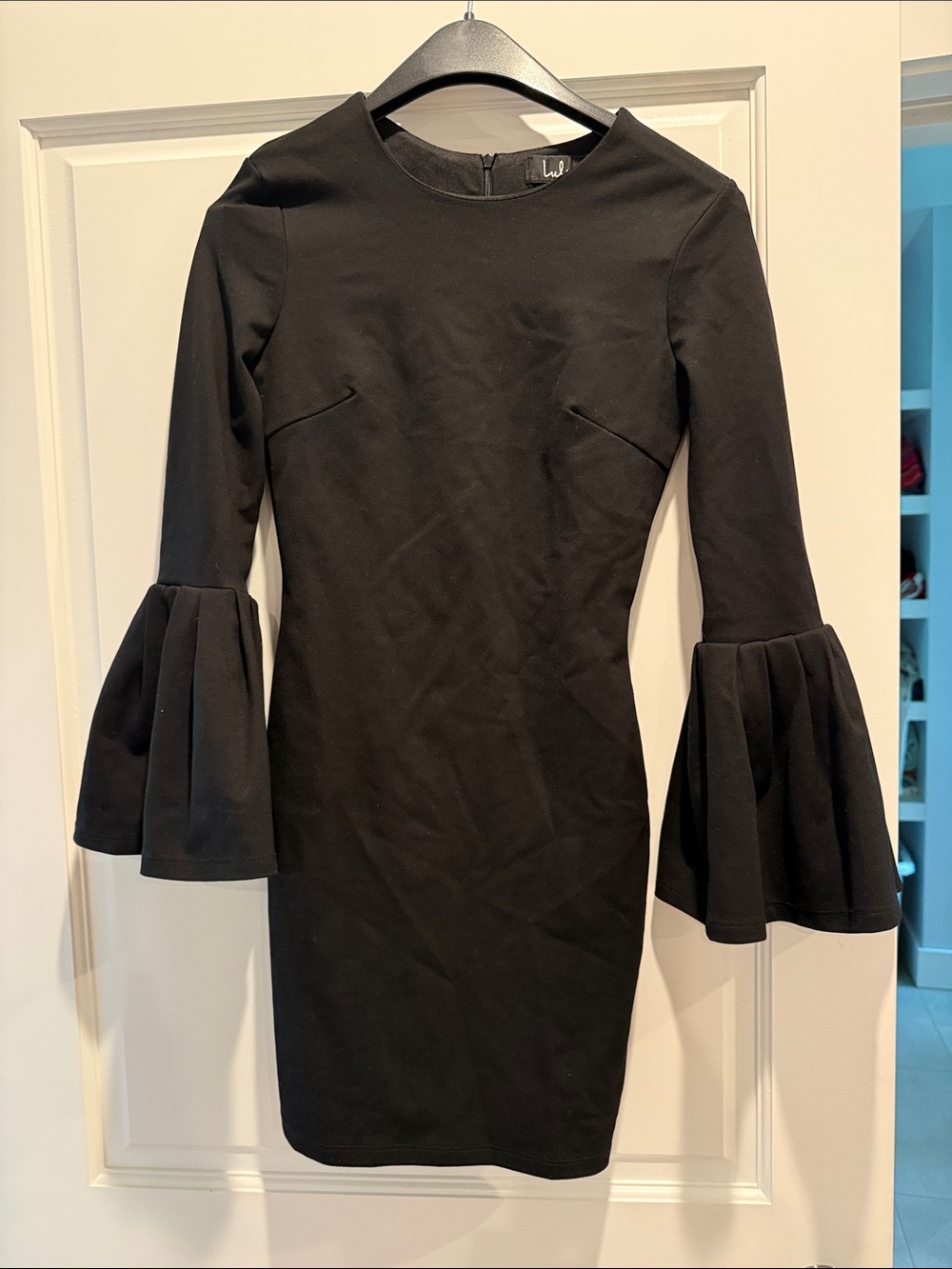 Lulu's Black Long-Sleeve Bell-Sleeve Sheath Dress